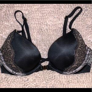 Victoria’s Secret push up bra